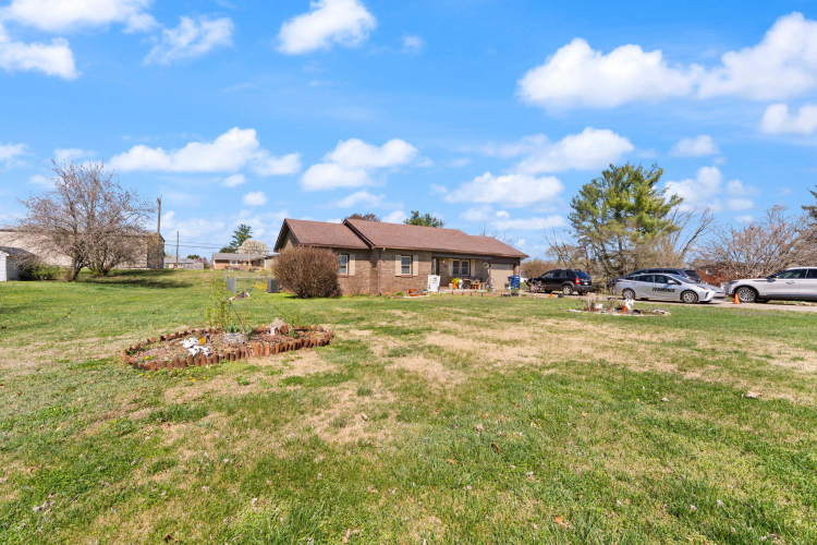 Listing Image 63