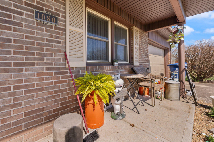 Listing Image 70