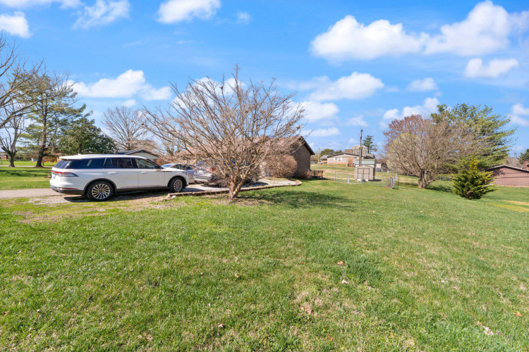 Listing Image 75