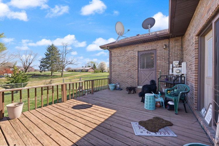 Listing Image 80