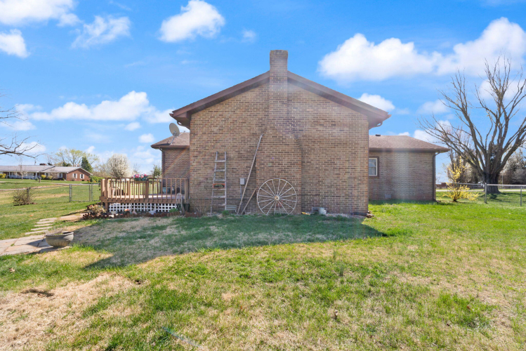 Listing Image 83
