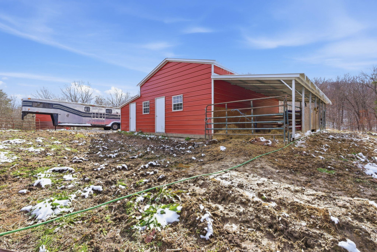 Listing Image 45