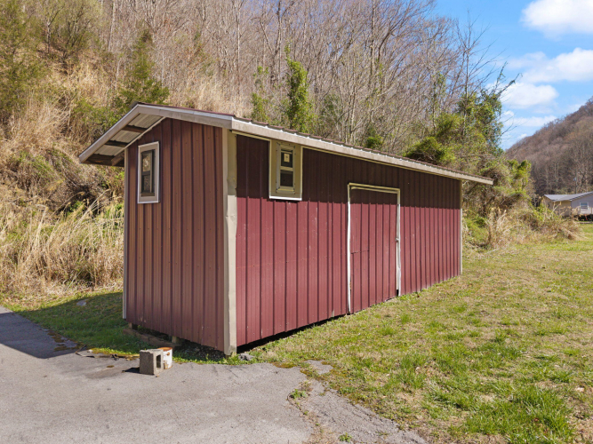 Listing Image 18