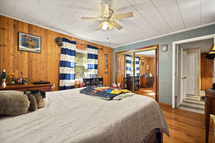 Listing Image 54