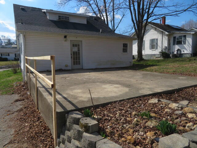 Listing Image 17
