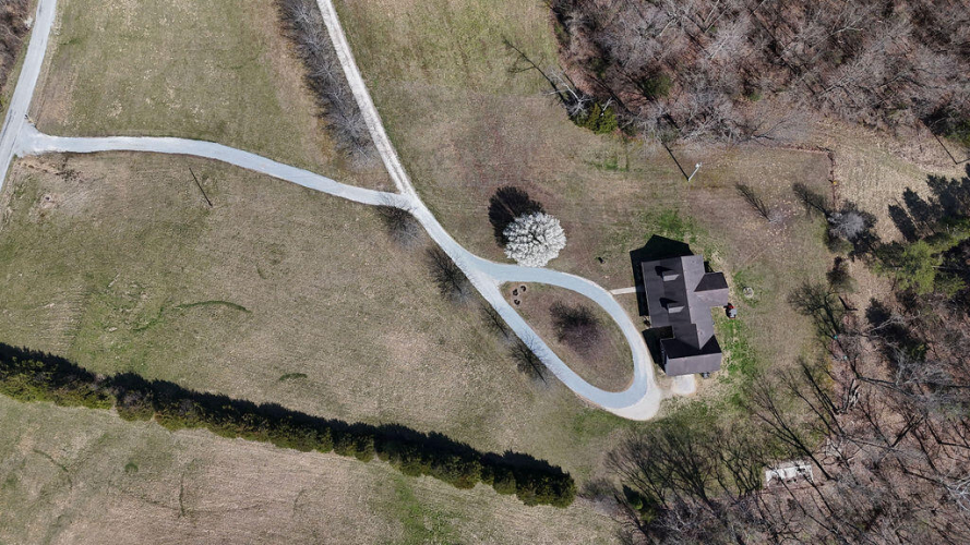 Listing Image 5