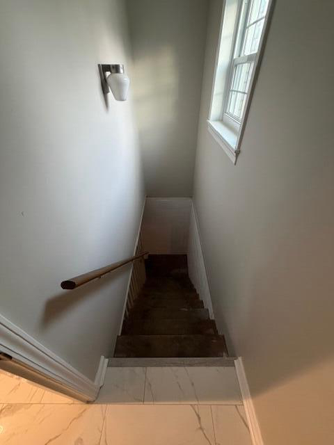 Listing Image 30