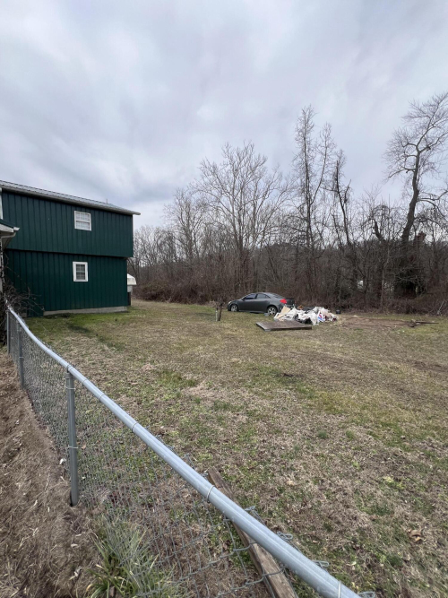 Listing Image 11