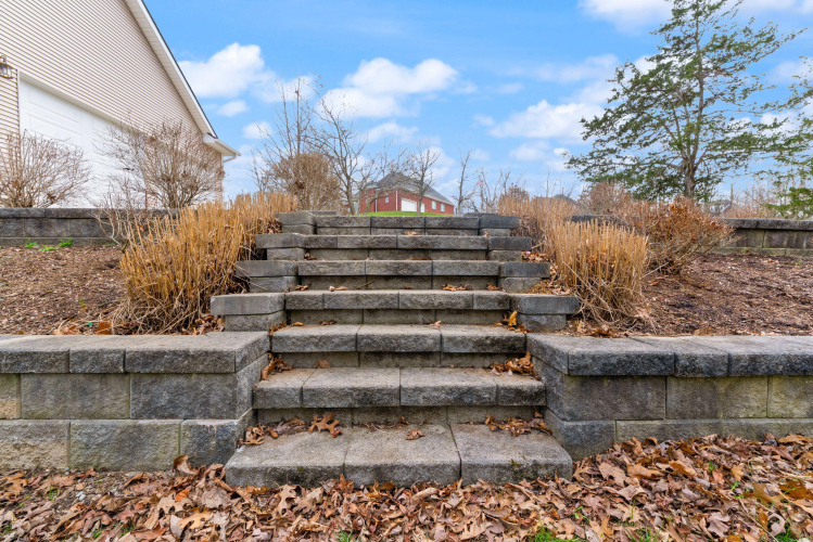 Listing Image 107