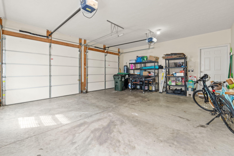 Listing Image 112