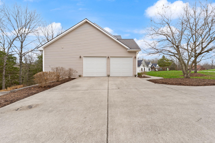 Listing Image 115