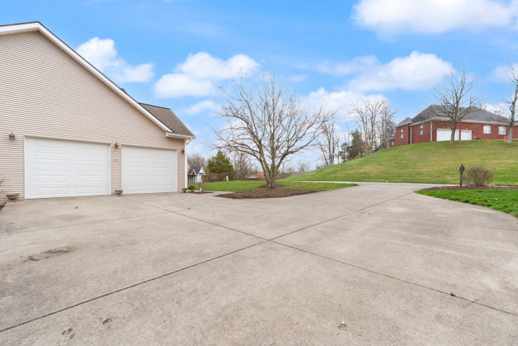 Listing Image 116