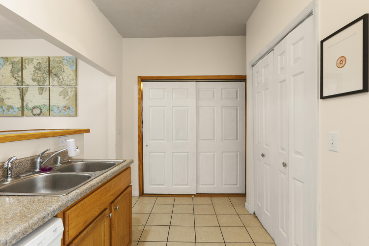 Listing Image 29