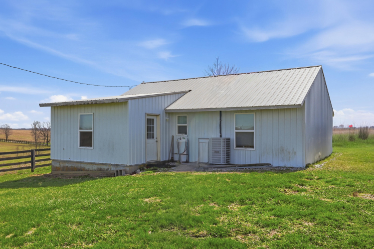 Listing Image 24