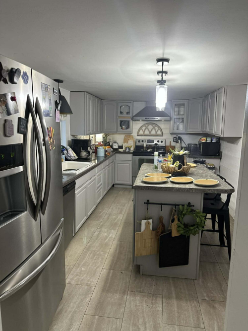 Listing Image 14