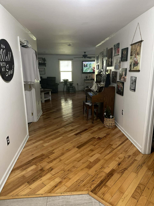 Listing Image 6
