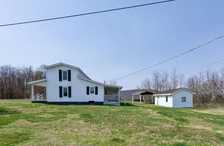 Listing Image 24