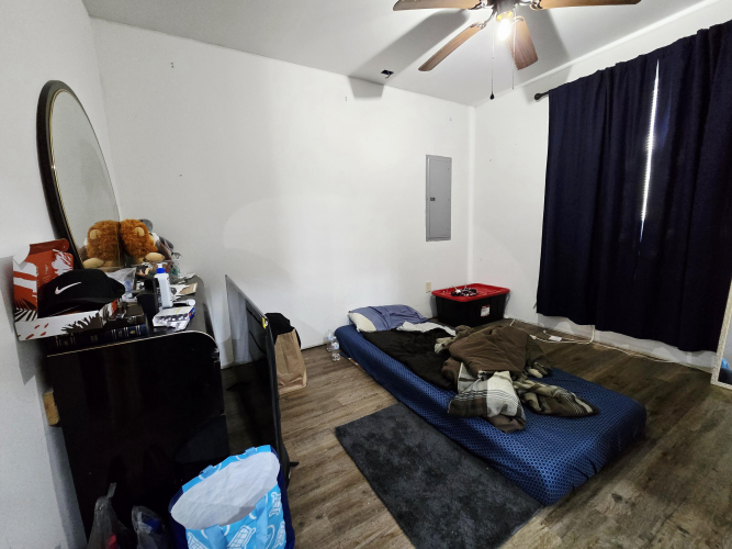 Listing Image 43