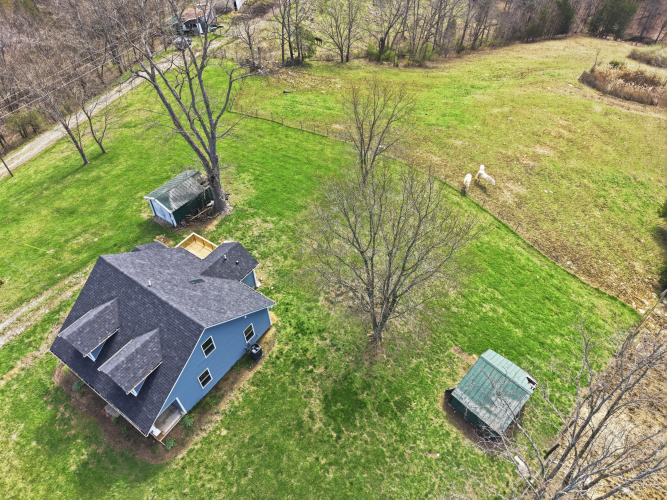 Listing Image 40