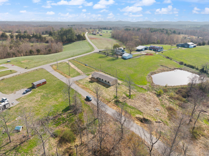 Listing Image 16