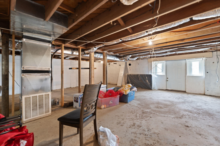 Listing Image 29