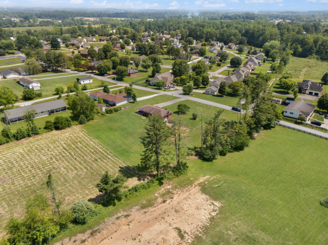 Listing Image 64