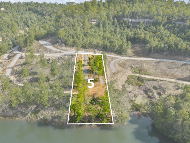 Listing Image 3