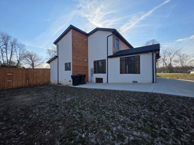 Listing Image 46