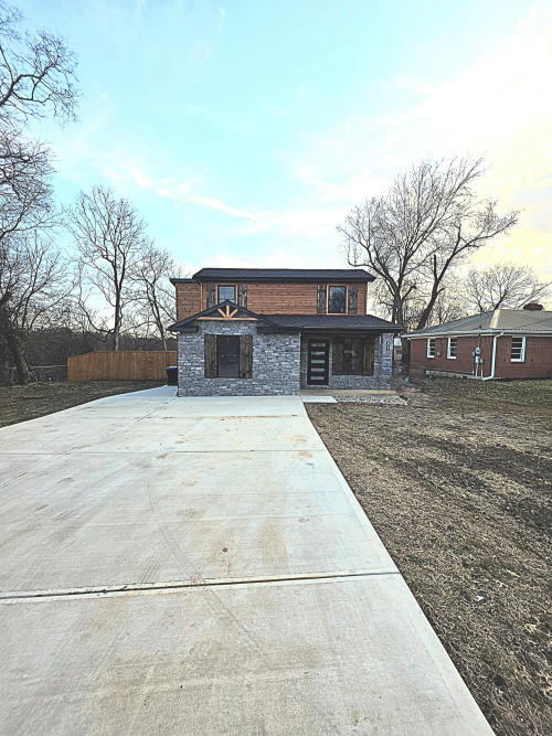 Listing Image 49