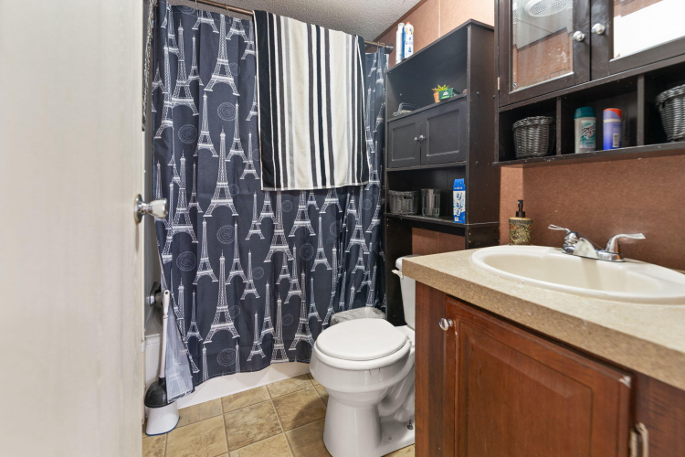 Listing Image 53