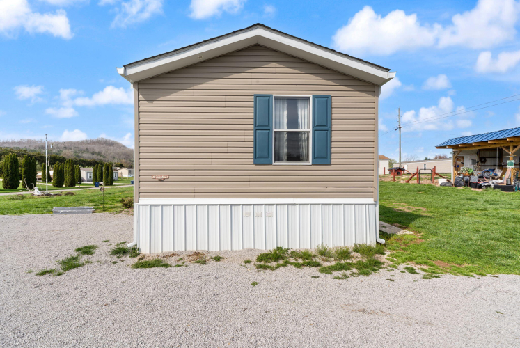 Listing Image 70