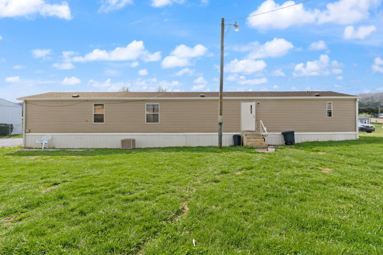 Listing Image 74
