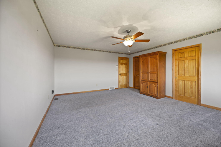 Listing Image 51