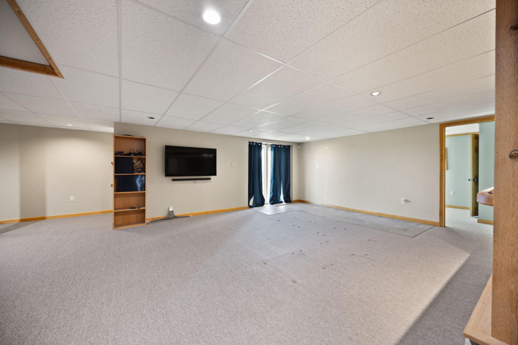 Listing Image 66