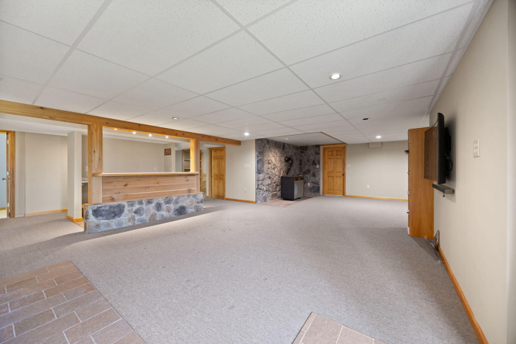 Listing Image 68