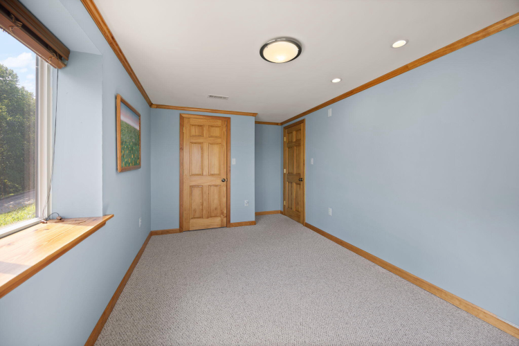 Listing Image 78