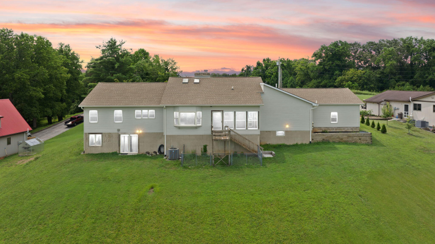 Listing Image 84