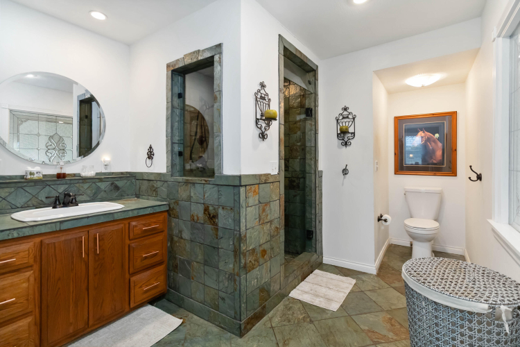 Listing Image 55