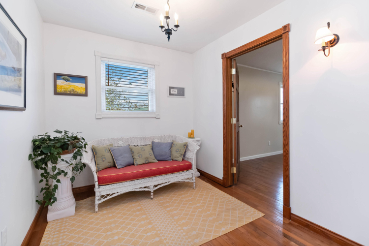 Listing Image 58