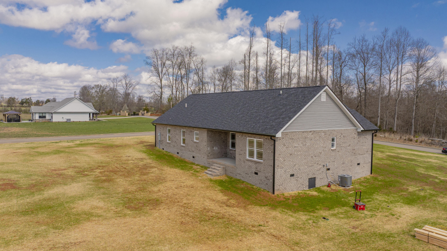 Listing Image 8