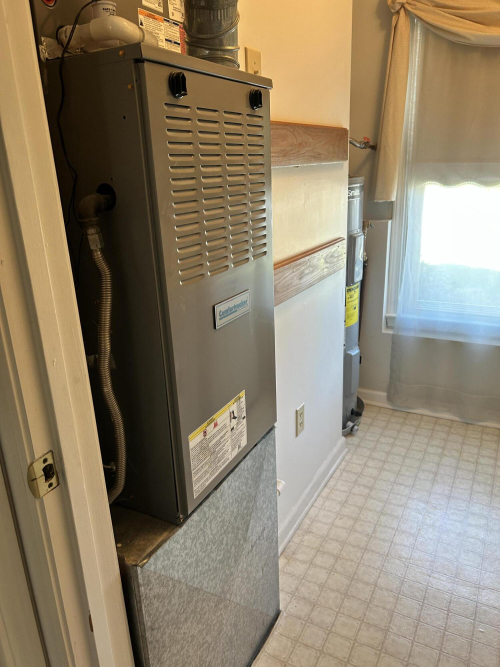Listing Image 11