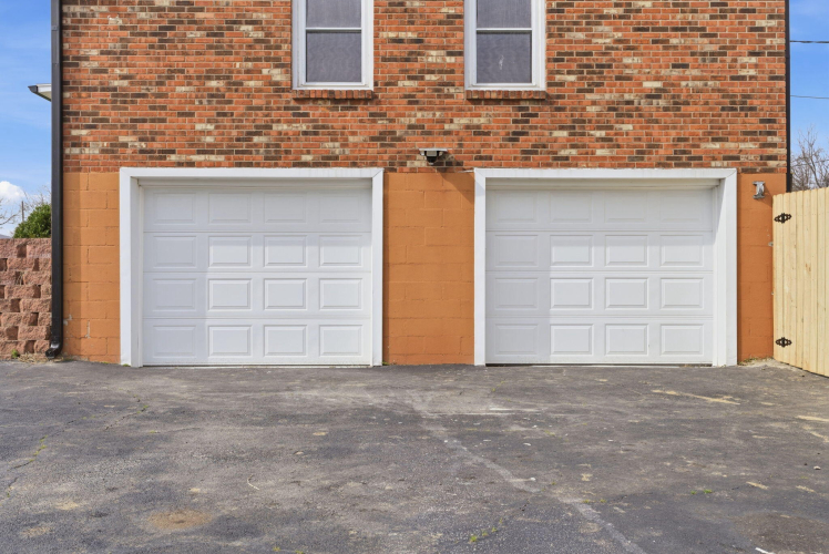 Listing Image 41