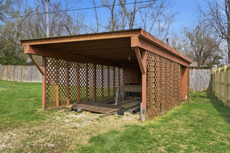 Listing Image 43