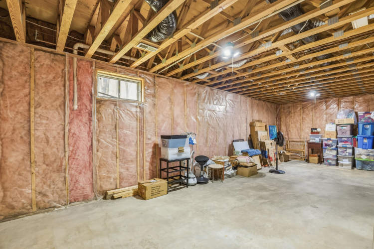 Listing Image 57
