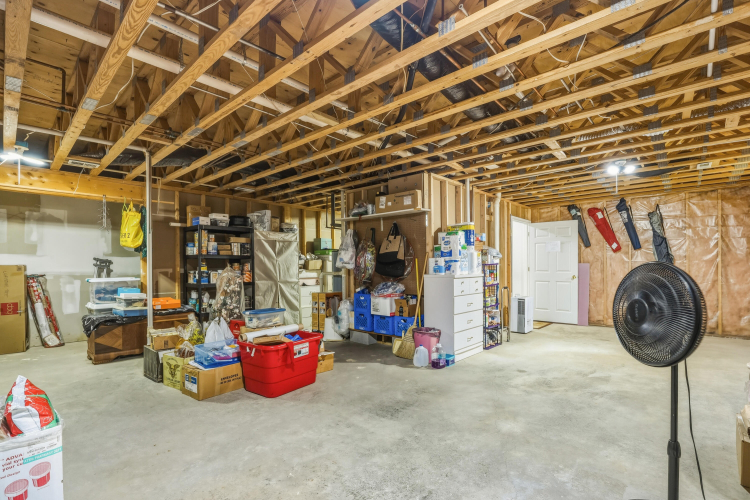 Listing Image 59