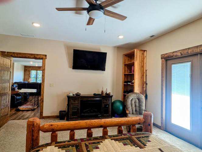 Listing Image 33