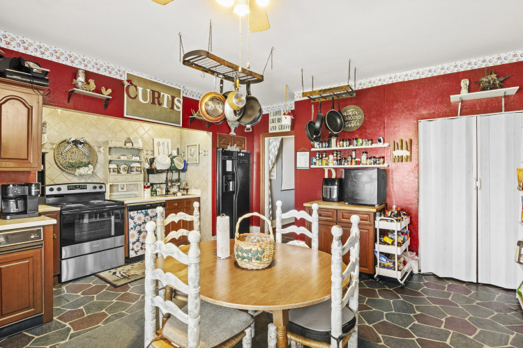 Listing Image 15