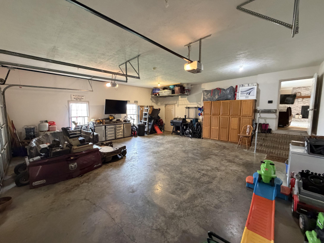 Listing Image 74