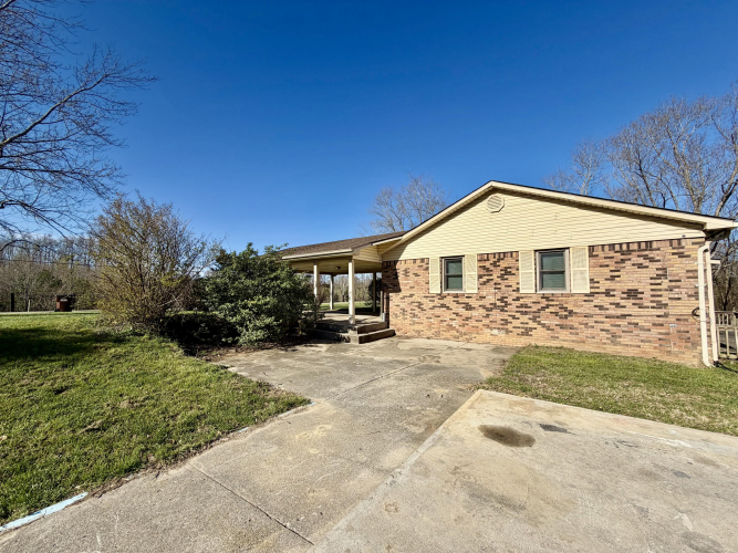 Listing Image 18