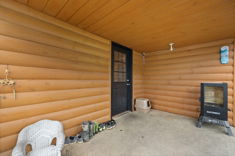 Listing Image 40